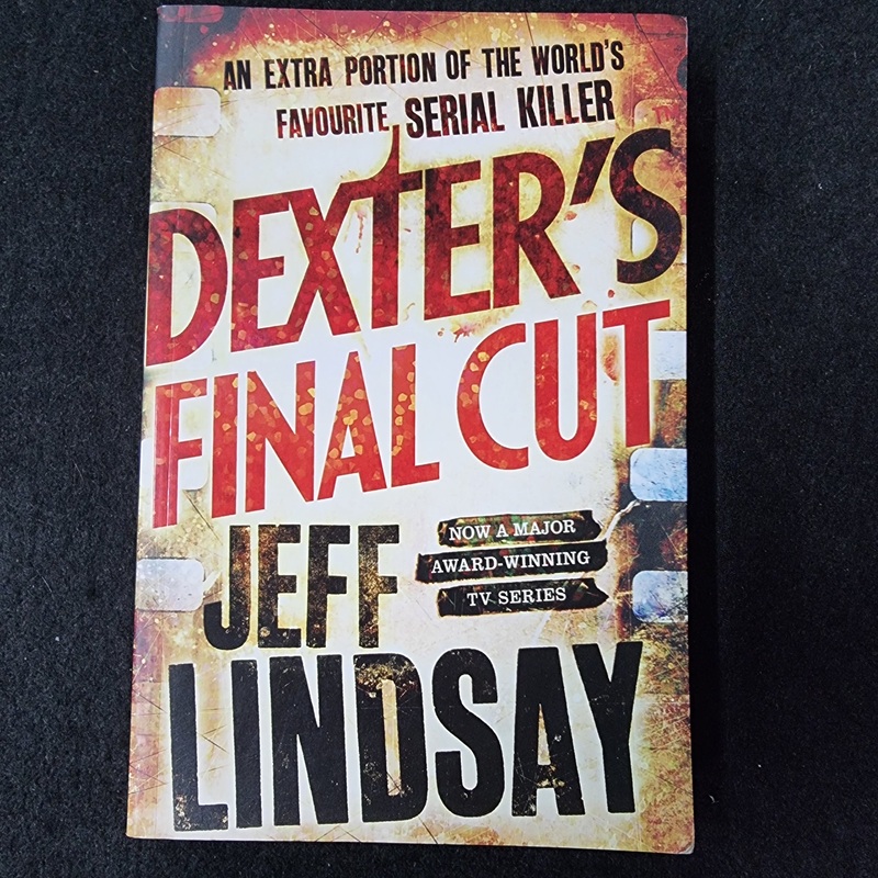 DEXTER'S FINAL CUT GRAPHIC NOVEL