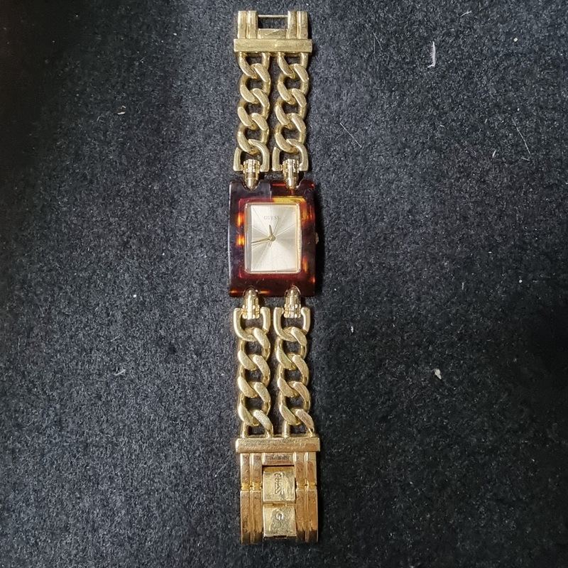 GUESS LADIES WATCH