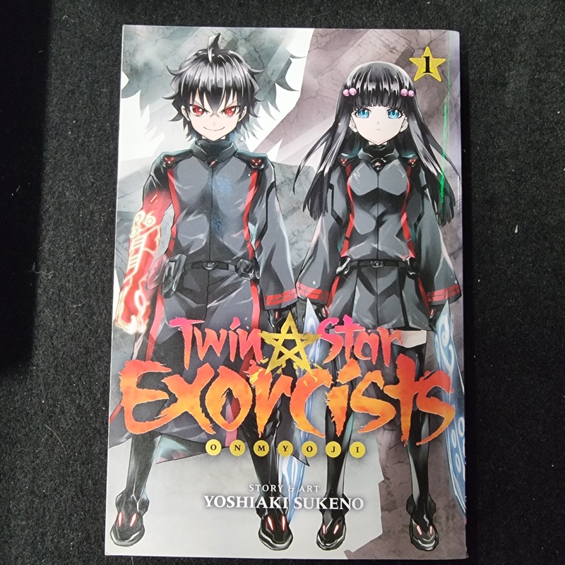 TWIN STAR EXORCISTS VOL 1