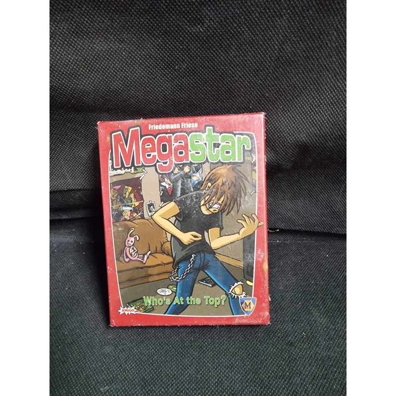 MEGASTAR CARD GAME