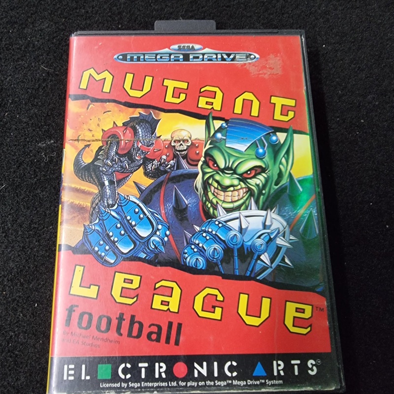 SEGA MEGA DRIVE MUTANT LEAGUE FOOTBALL