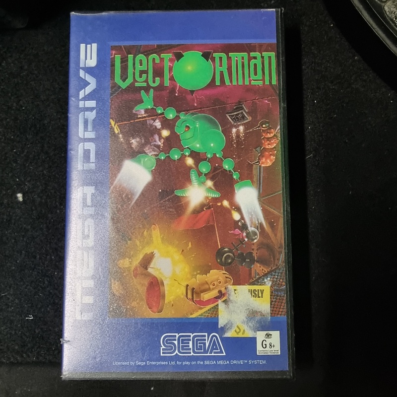 VECTORMAN SEGA MEGA DRIVE GAME complete with box and instructions