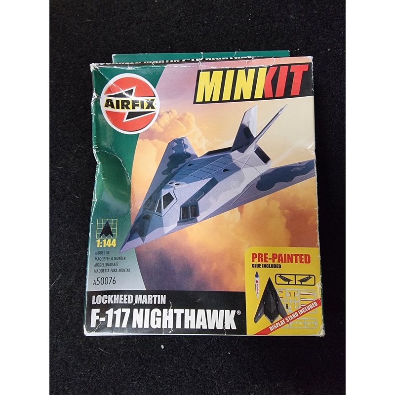 AIRFIX MINIKIT LOCKHEED MARTIN F-117 NIGHTHAWK