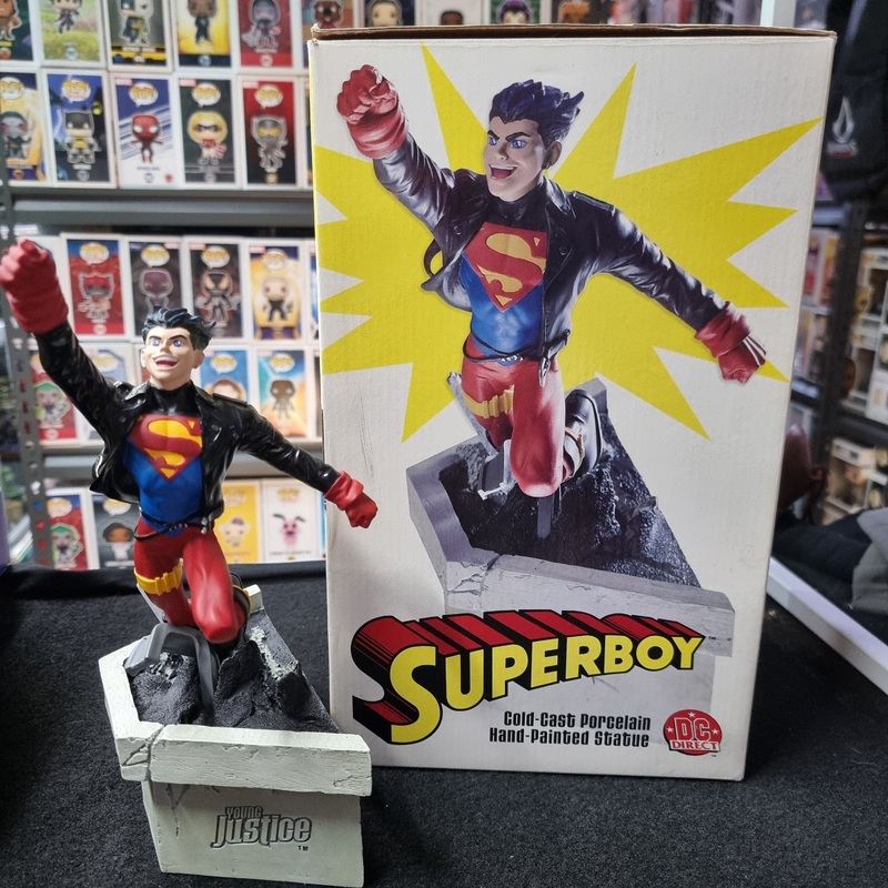 DC DIRECT SUPERBOY STATUE 0036/1000
