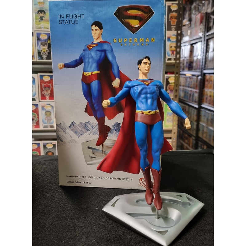 DC DIRECT SUPERMAN RETURNS IN FLIGHT STATUE 1121/2500