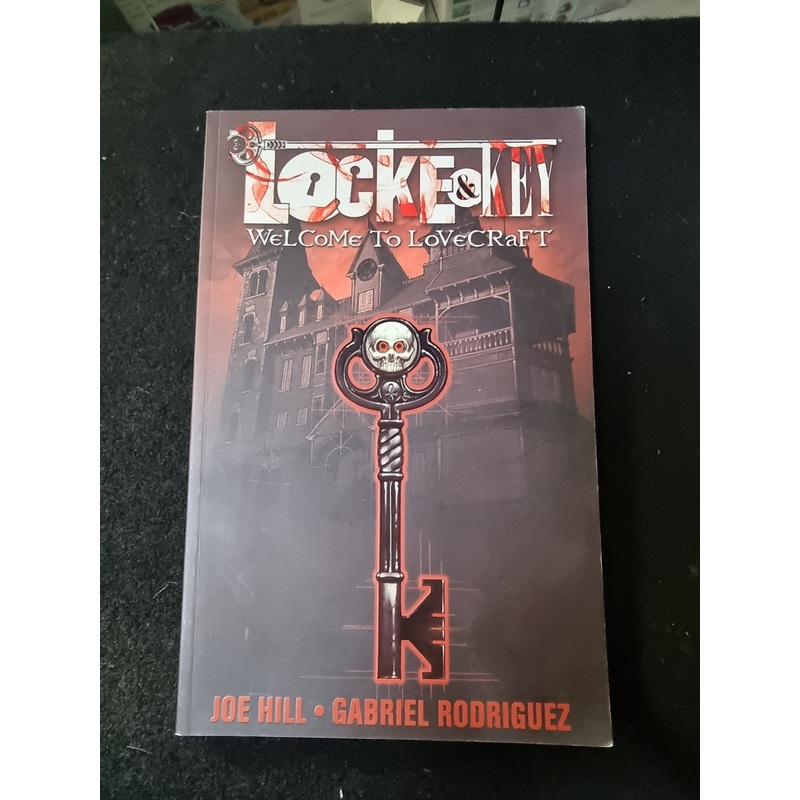 Locke & Key, Vol. 1: Welcome to Lovecraft Novel by Joe Hill