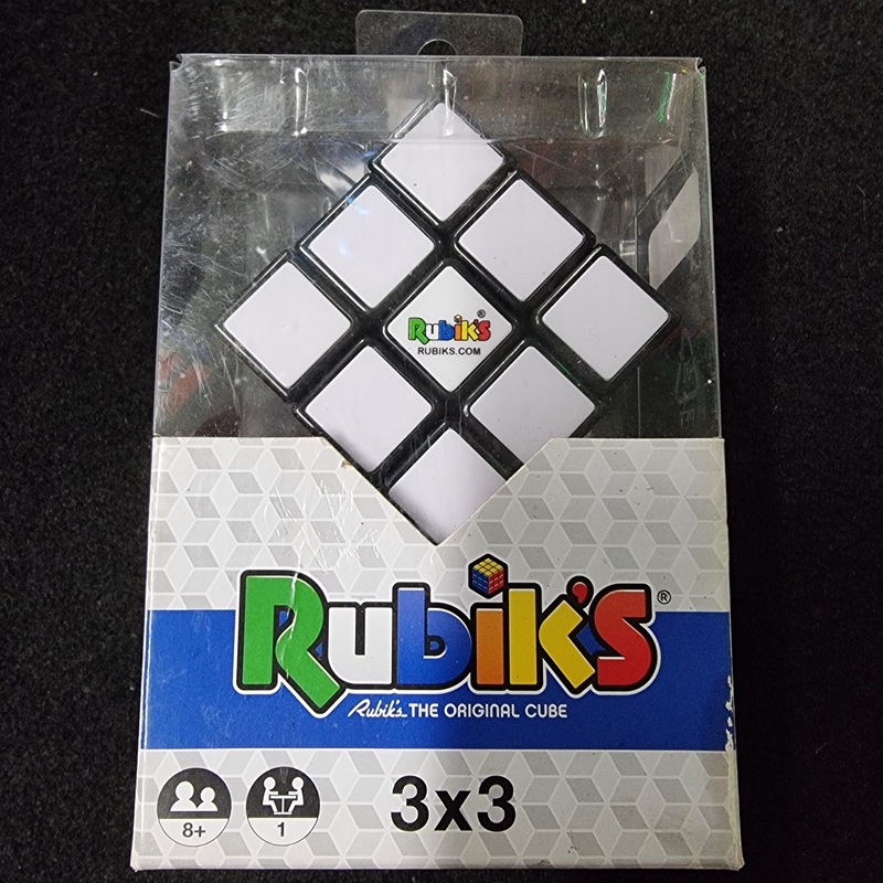RUBIK'S CUBE