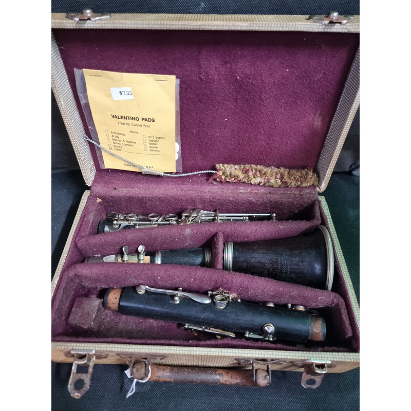 F BUISSON B-CLARINET MODEL 90 /wooden clarinet with case/ Made in France,