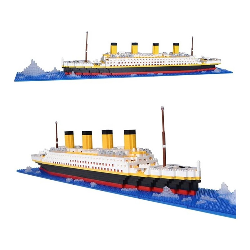 Titanic Puzzle building blocks
