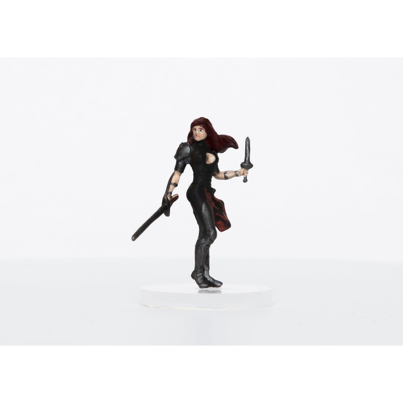 Female Human Blademaster - 28mm Plastic Mini
