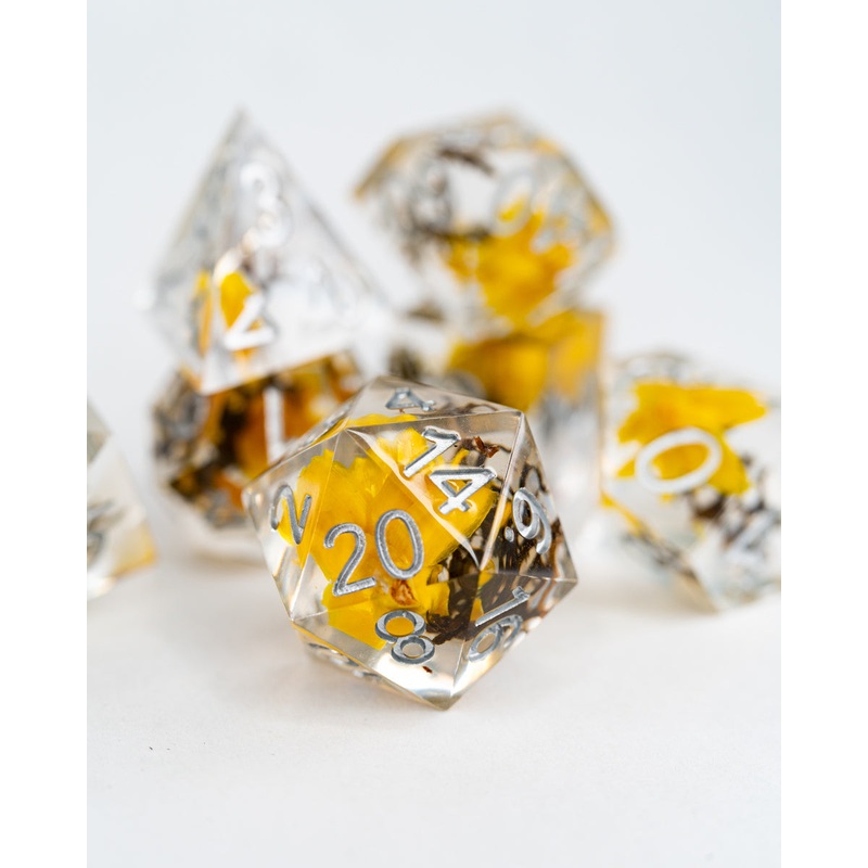 Athelas | 7 Piece Sharp Edge Resin Dice Set