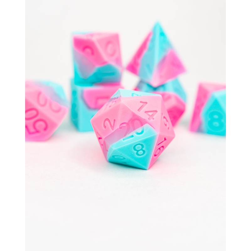 Hubba Bubba | 7 Piece Soft Silicone Dice Set