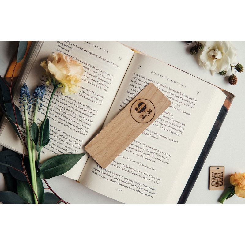 Platform 9 3/4 | Harry Potter | Engraved Wooden Bookmark (T)