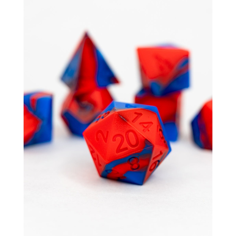 The Captain | 7 Piece Soft Silicone Dice Set