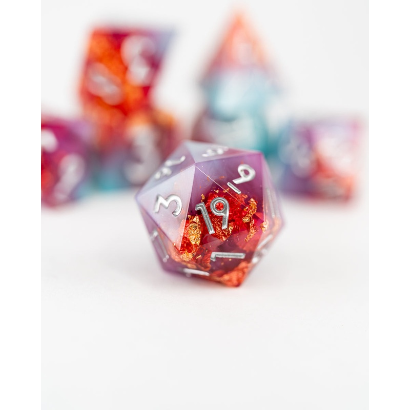 Amorentia | 7 Piece Sharp Edge Resin Dice Set
