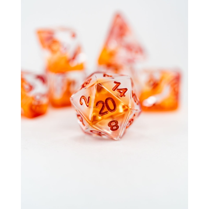 Bodgy Bear | Polar Bear | 7 Piece Acrylic Inclusion Dice Set