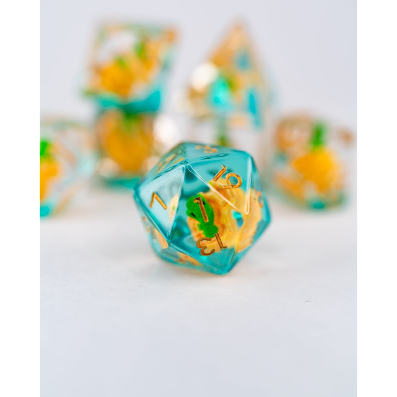 Chomper | Dino Egg | 7 Piece Acrylic Inclusion Dice Set