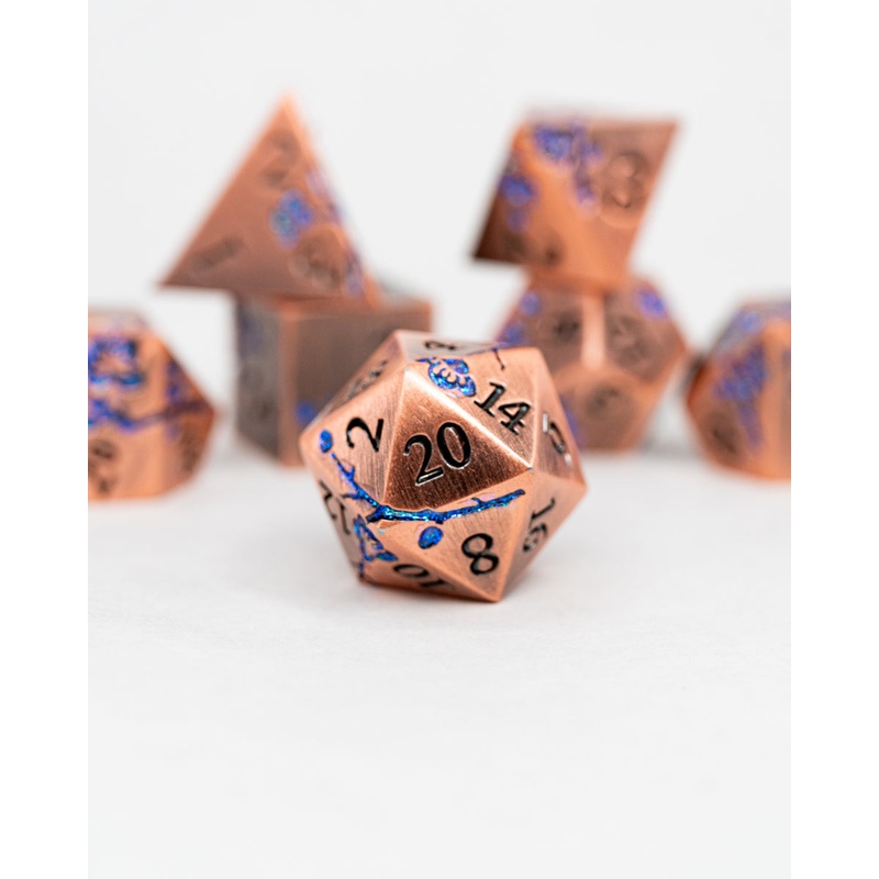 Gilded Lily | Etched Flowers | 7 Piece Metal Dice Set