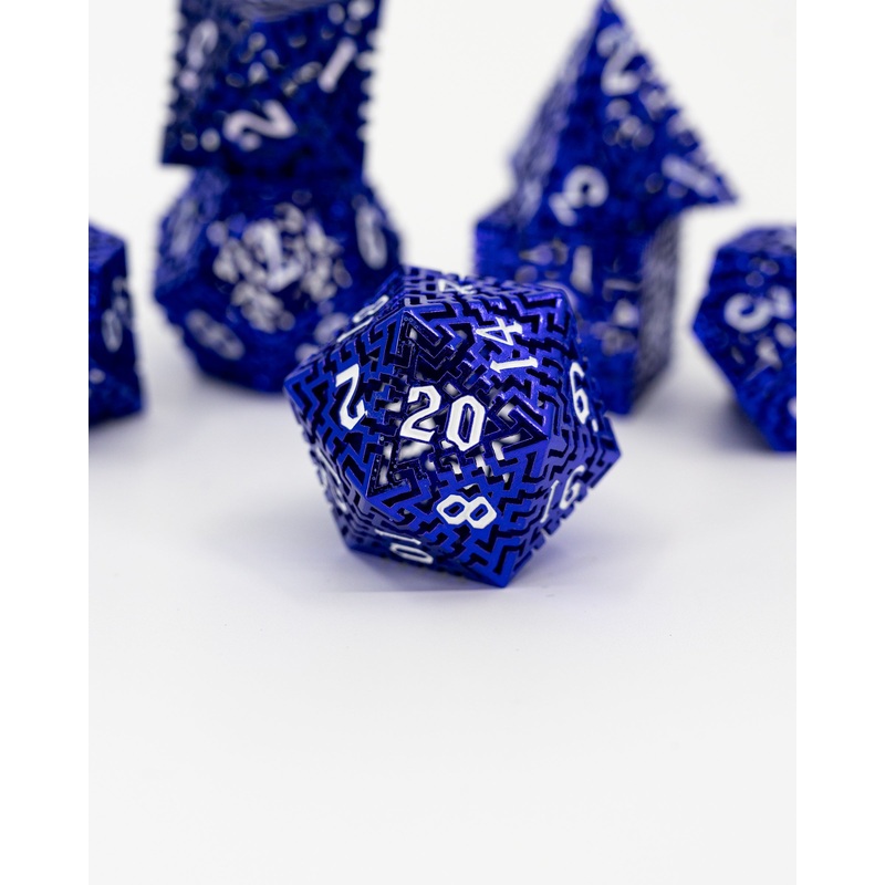 Hawara | Hollow Maze | 7 Piece Metal Dice Set