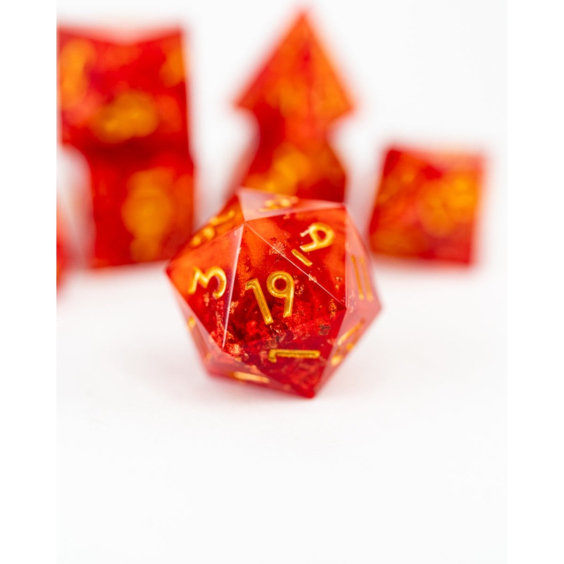 Kilnfire | 7 Piece Sharp Edge Resin Dice Set