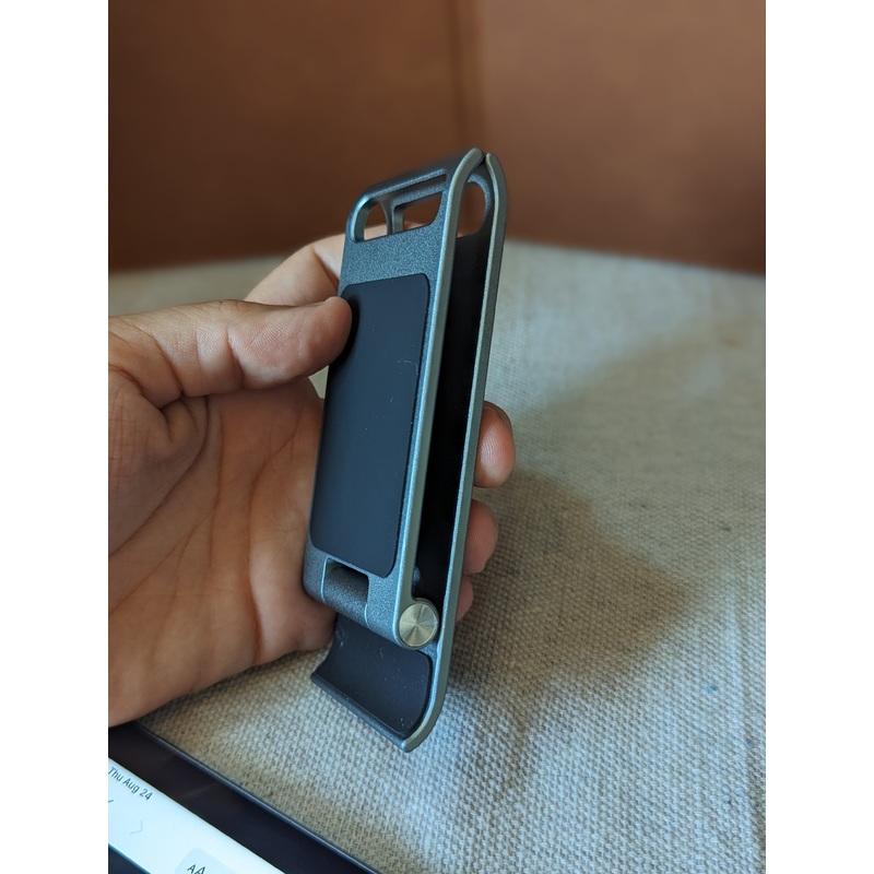 Loreweaver | Tablet & Phone Holder