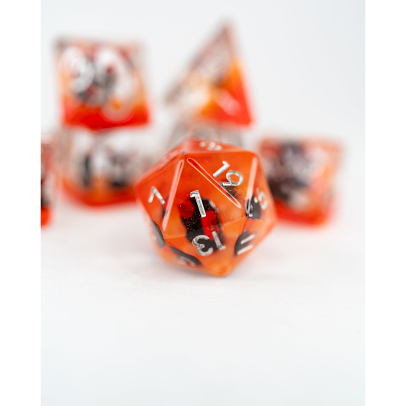 Mephistopheles | Devil Cat | 7 Piece Acrylic Inclusion Dice Set