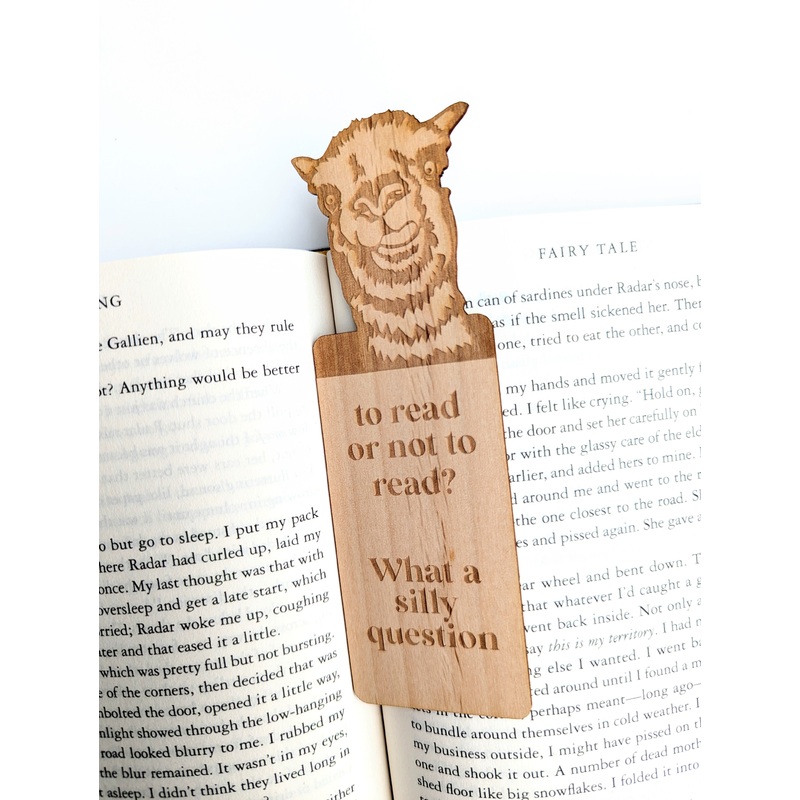 To Read or Not To Read | Llama | Engraved Wooden Bookmark (T)