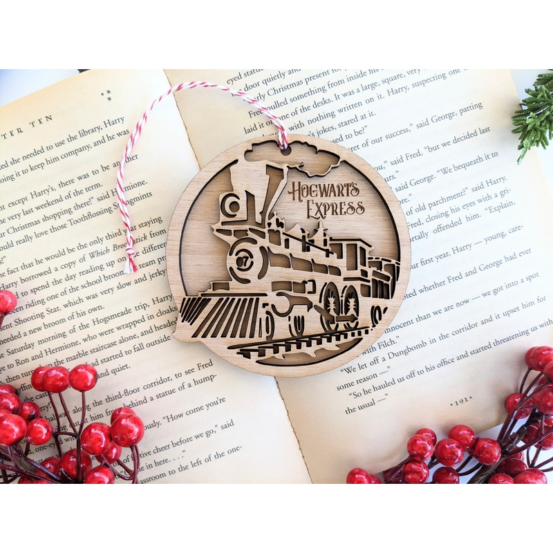 Hogwarts Express | Harry Potter | Wooden Ornament | Set of 2