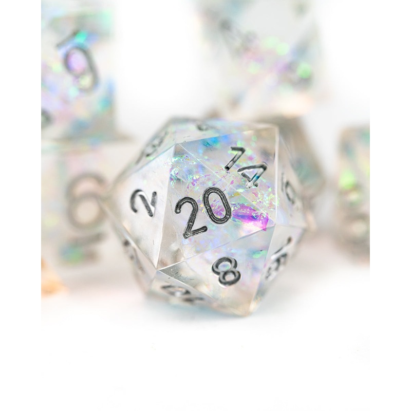 Lothlorien | 7 Piece Sharp Edge Resin Dice Set
