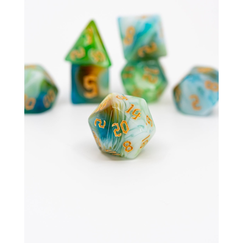 Zephyr Strike | 7 Piece Acrylic Dice Set