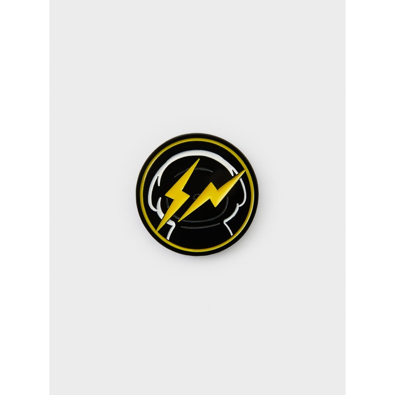 BT21 X FRAGMENT Metal Badge (CHIMMY)
