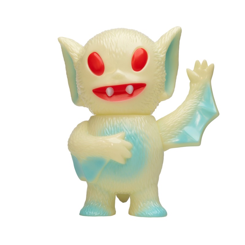 Japanese Vinyl - Bat Boy (S7 Glow)