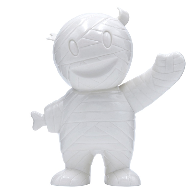 Porcelain Mummy Boy - White