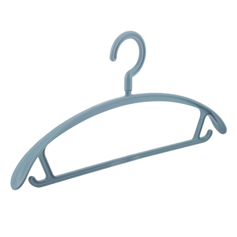 Plastic Clothes Hangers, Slim & Durable Space-Saving Hangers (10 Pack)