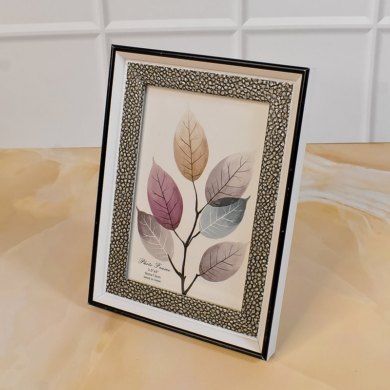 Modern Plastic Picture Frame Photo Holder (1 Pc / Mix Color & Design / 1512 Cm)