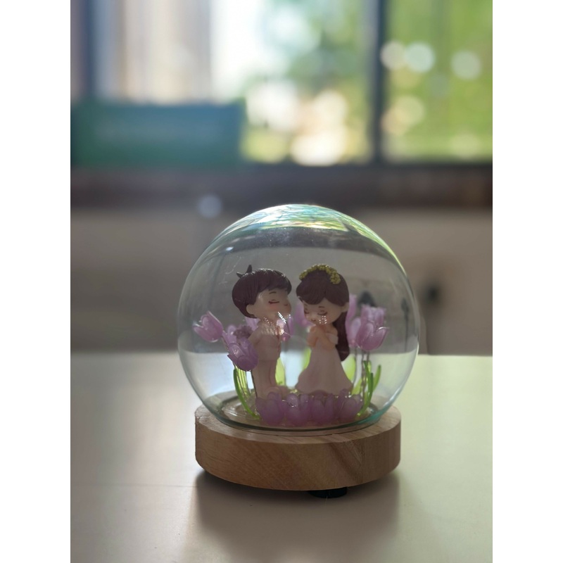 Romantic Couple Crystal Ball with LED Light & Floral Base PURPLE