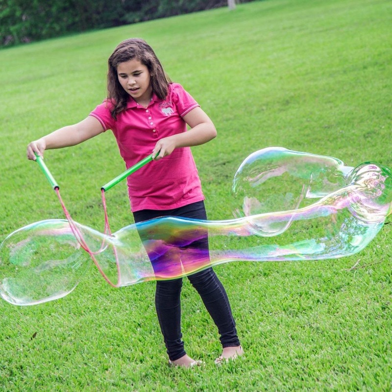 WOWmazing Giant Bubble Kit: Big Bubble Wands & Concentrate!